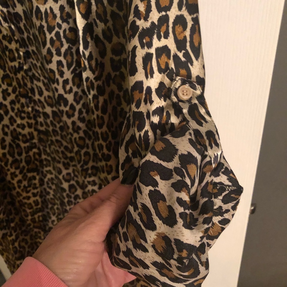 Leopard button down - Picture 5 of 6